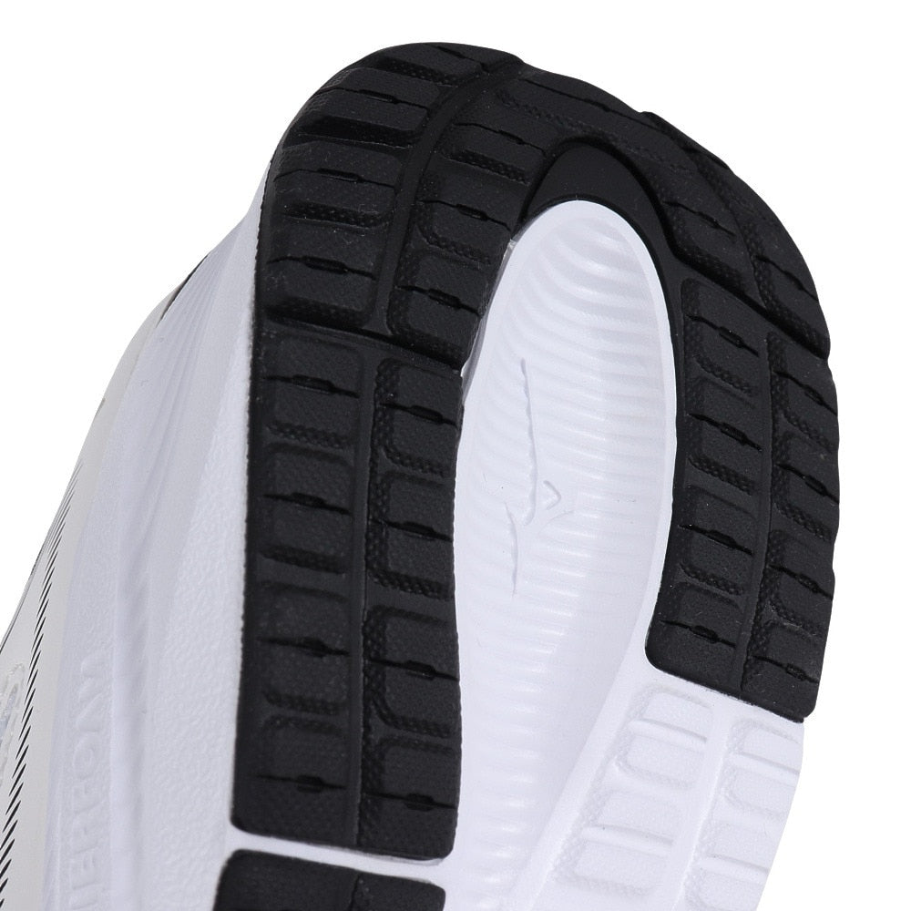 スポーツ シューズ マキシマイザー26 ホワイト ブラック K1GA240002 スニーカー ランニングシューズ リサイクル 部活 通学 運動