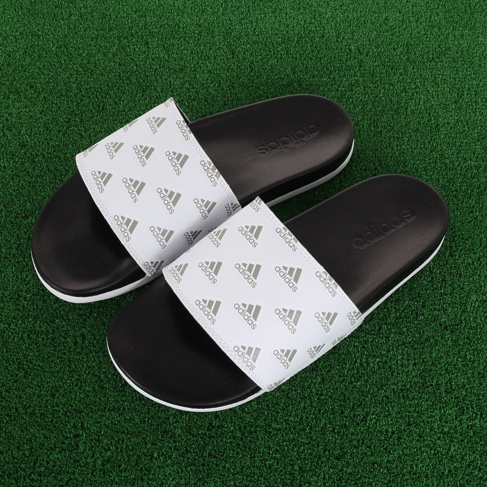 サンダル アディレッタコンフォートサンダル ホワイト GV9737 シャワーサンダル スリッポン 軽量 タウン