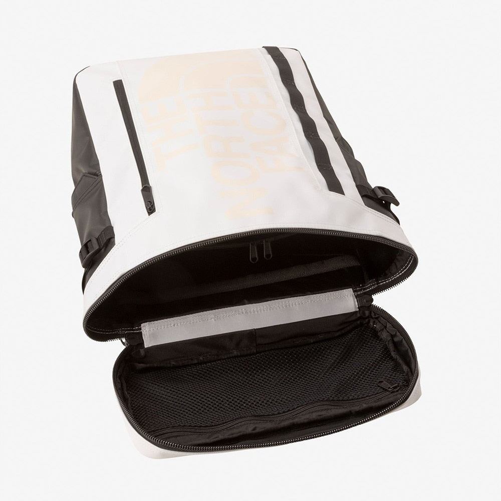 BC ヒューズボックス2 ディパック NM82255 BW 30L