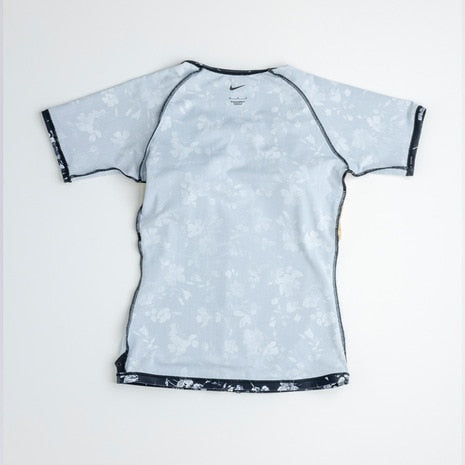 【NIKE ナイキ】レディース フィットネス水着 総柄ジップ付き 半袖セパレーツ セパレート 上下セット 胸カップ付き フロントジップ 袖付き 2993149