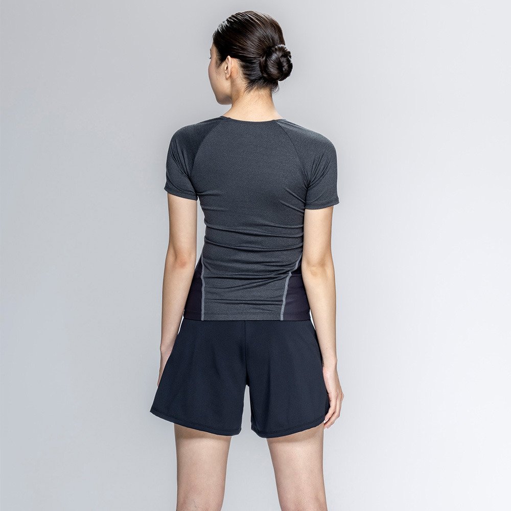 【NIKE（ナイキ）】レディース フィットネス水着 水泳 半袖 ジップ セパレーツ 黒 M-3Lサイズ 2993171-0009 上下セット フレアシルエット
