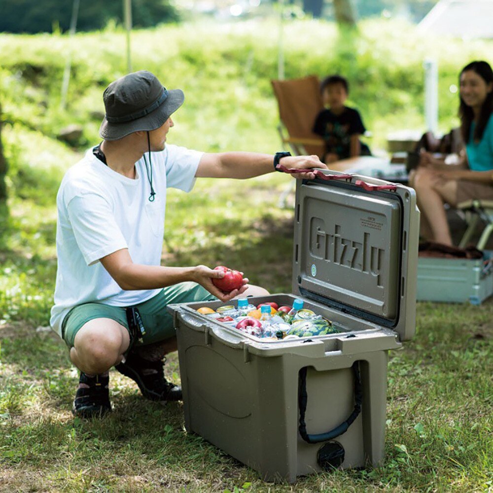 クーラーボックス 11L 保冷 ハードロッククーラーボックス 40QT UG-302GY