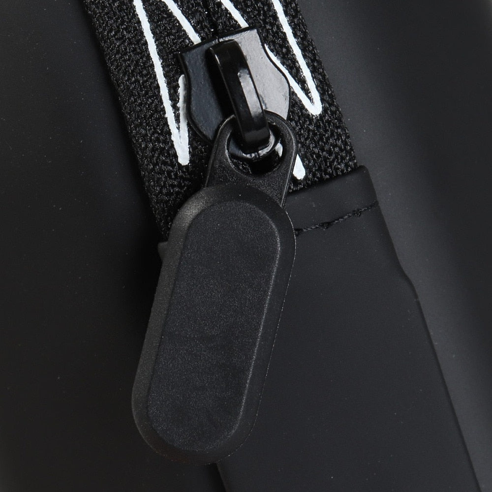 【Speedo（スピード）】 ゴーグルケース SE22415