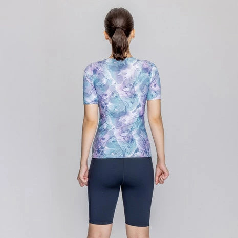 【NIKE（ナイキ）】レディース フィットネス水着 総柄 ジップ付き 半袖 セパレーツ 2993131