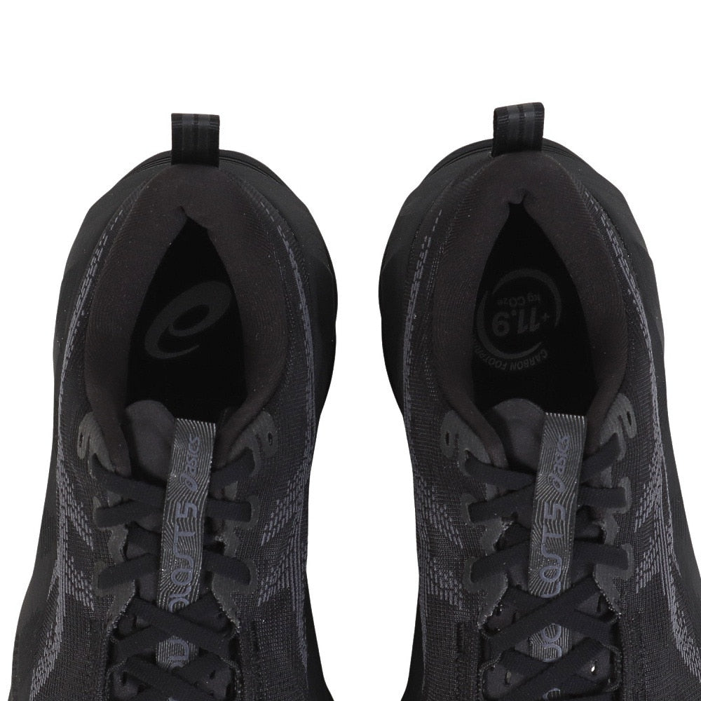 ランニングシューズ ノヴァブラスト 5 ワイド ブラック グレー 1011B975.002