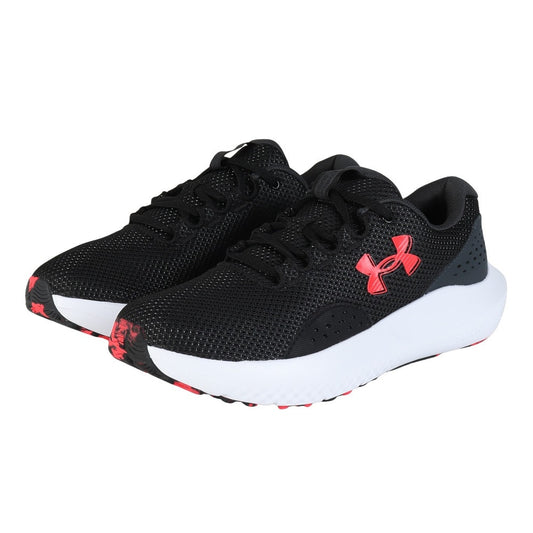 ランニングシューズ ジョギングシューズ チャージド サージ 4 ブラック 3027000 005 スニーカー