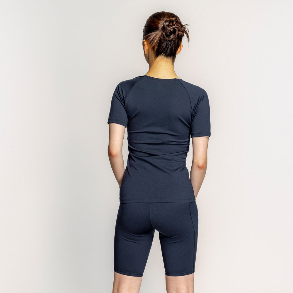 【NIKE（ナイキ）】レディース フィットネス水着 ジップ付き 半袖 セパレーツ 2993145