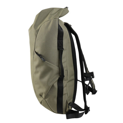 バックパック スポーツバッグ MWQミディアム ロールトップ カーキ 22L 09205602 リュック デイバッグ