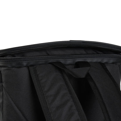 バック ジュニア Essential ディパック S 7.0 ブラック×ホワイト 15L FOS901424-022