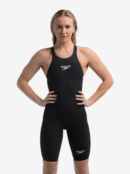 【Speedo（スピード）】レディース 競泳水着 レーシング水着 WA承認  Fastskin LZR Pure Valor 2.0（ファストスキンレーザーピュアヴァラー2.0 ）オープンバックニ―スキン SCW12402F